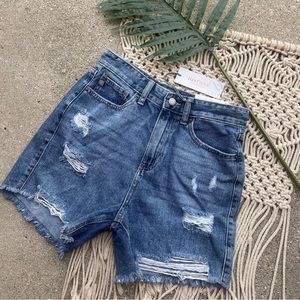New Just USA Distressed High Rise Jean Shorts Size Medium